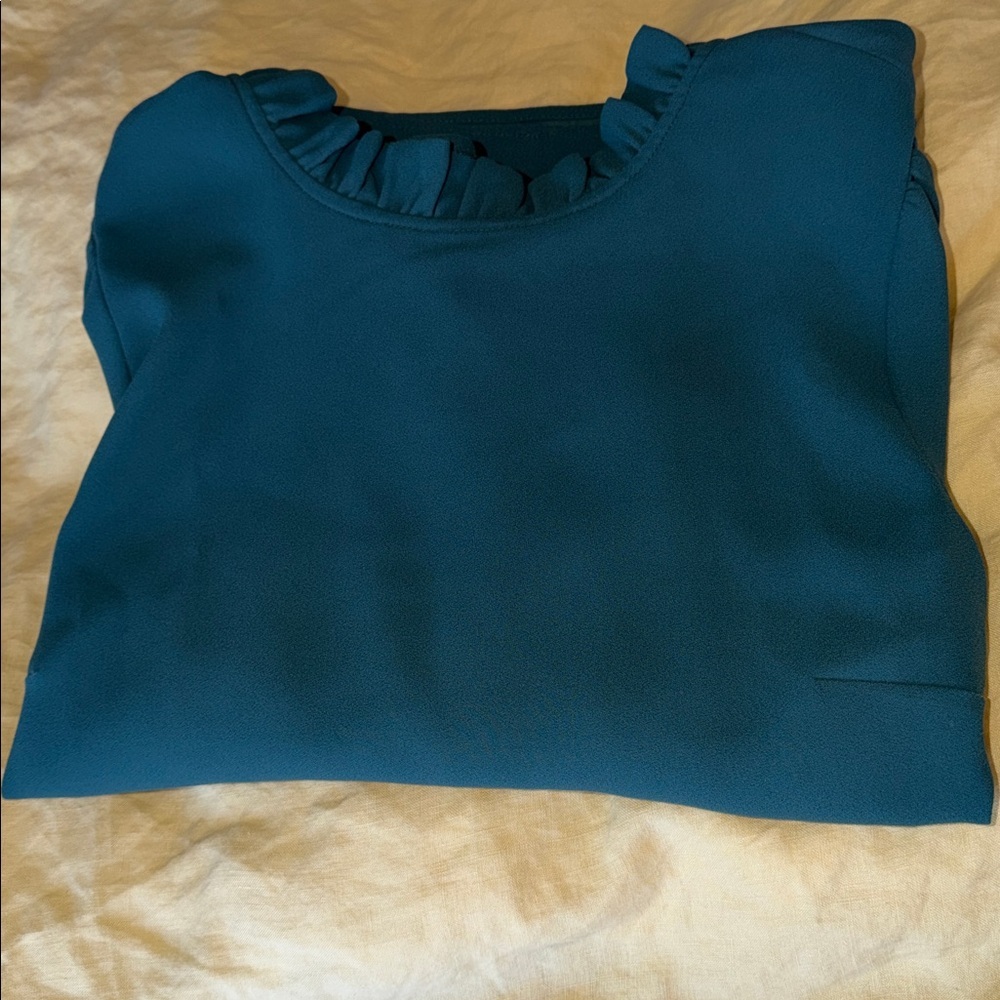 J.Crew Ruffle Neck Blouse Forest Green M Work Top Keyhole Elegant - Picture 4 of 9